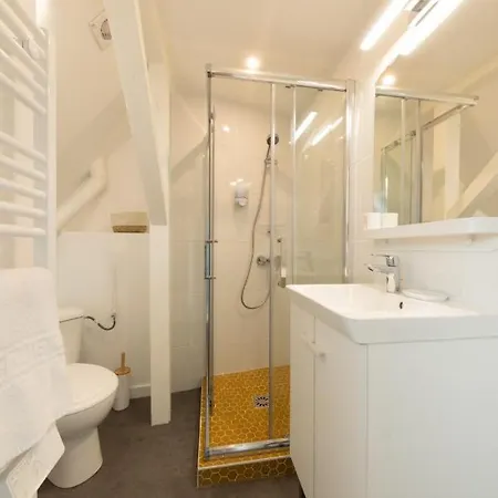 Apartment Les Trois Eveches